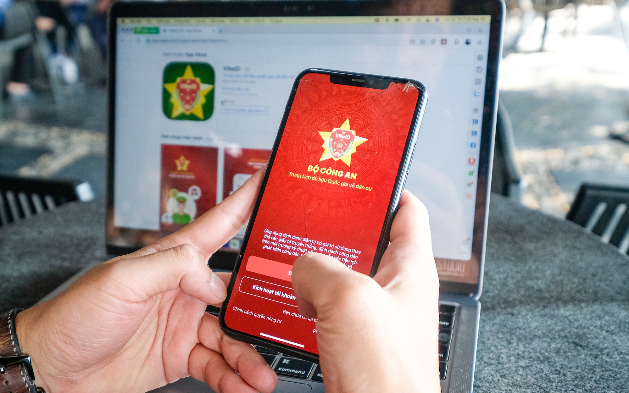 Thực hiện cao điểm tuyên truyền đăng ký, kích hoạt tài khoản định danh điện tử mức 2 cho công dân đủ điều kiện