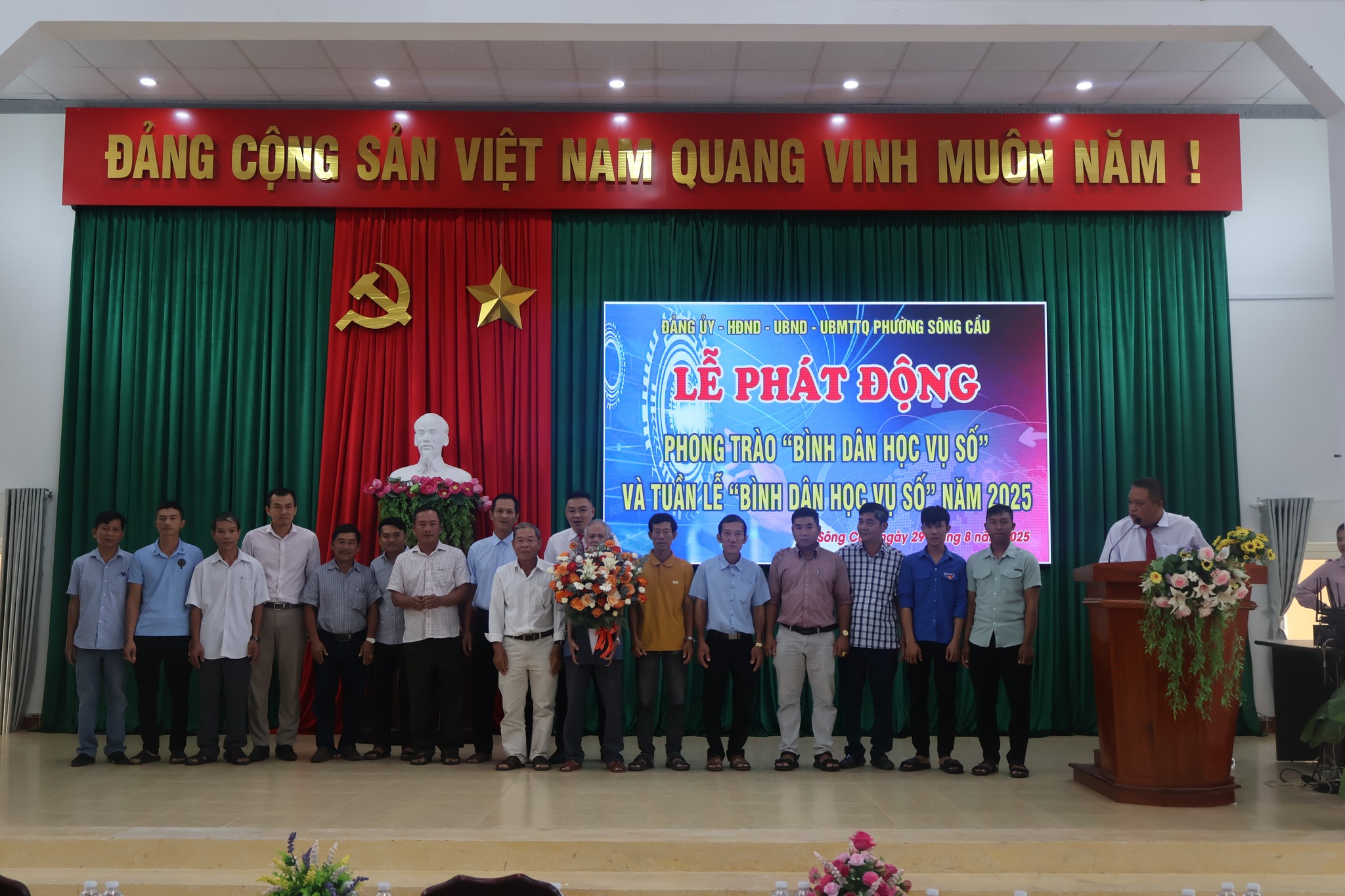 Phường Sông Cầu phát động phong trào “Bình dân học vụ số” và tuần lễ Bình dân học vụ số