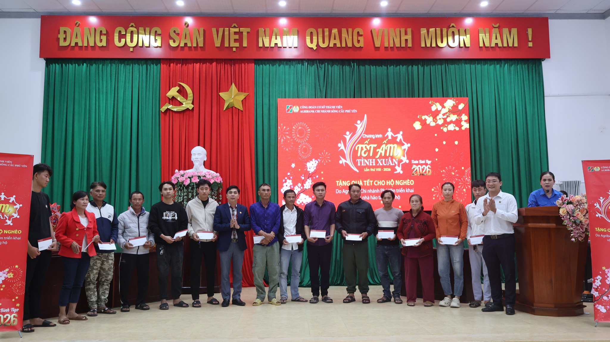 Phường Sông Cầu tổ chức Chương trình "Tết ấm tình xuân lần thứ VIII - 2026"