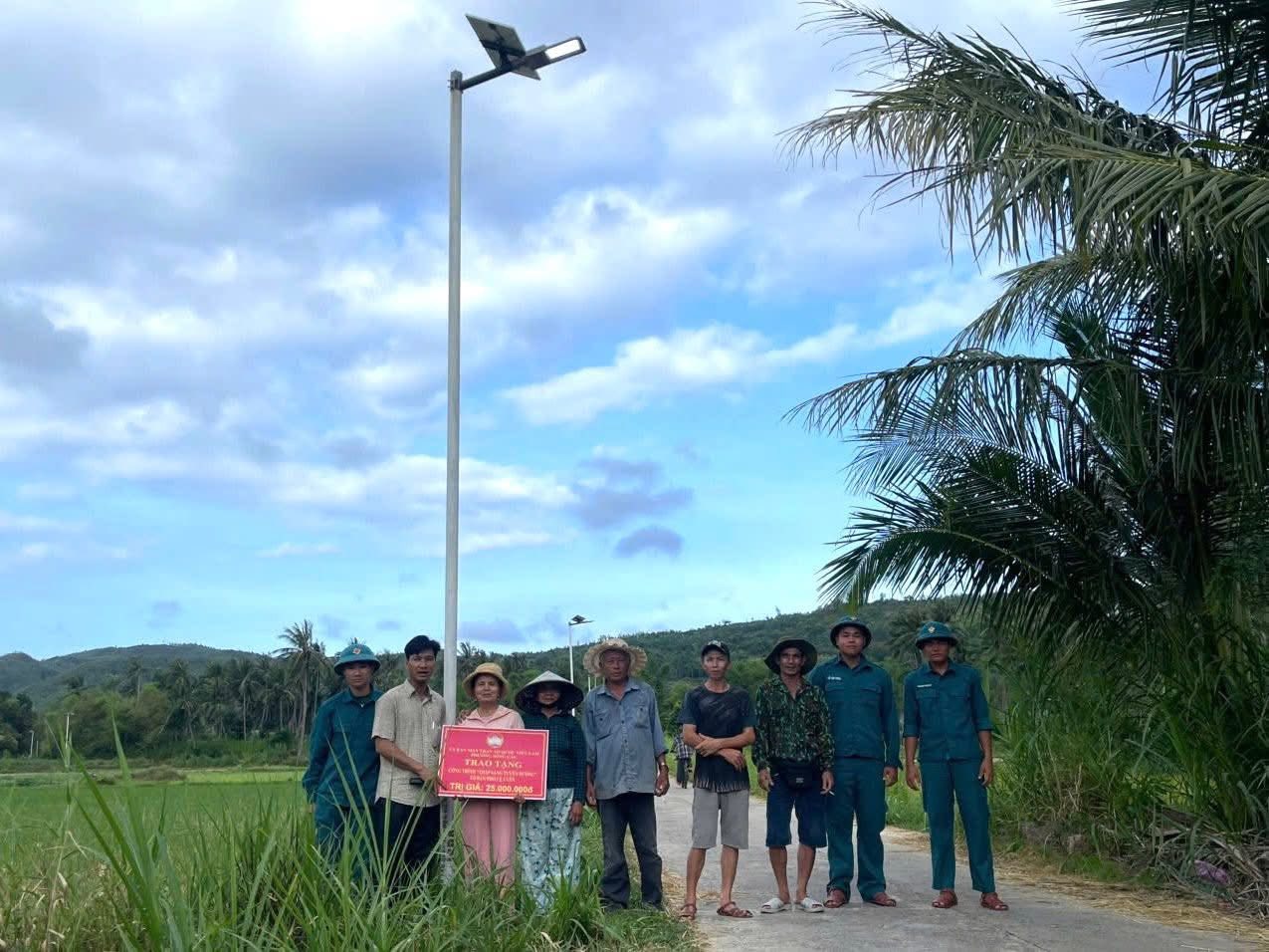 Triển khai thực hiện lắp đặt hệ thống điện năng lượng mặt trời trên địa bàn phường