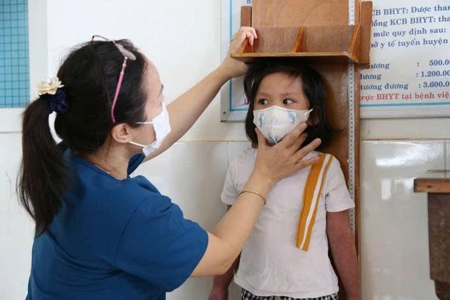 Thực hiện Chương trình mục tiêu quốc gia giảm nghèo bền vững lĩnh vực y tế năm 2026 trên địa bàn phường Sông Cầu